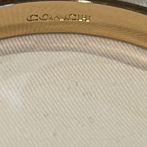 COACH Horse & Carriage Green Enamel Hinged Bangle Bracelet, Goldstone - NWT - Picture 8 of 9